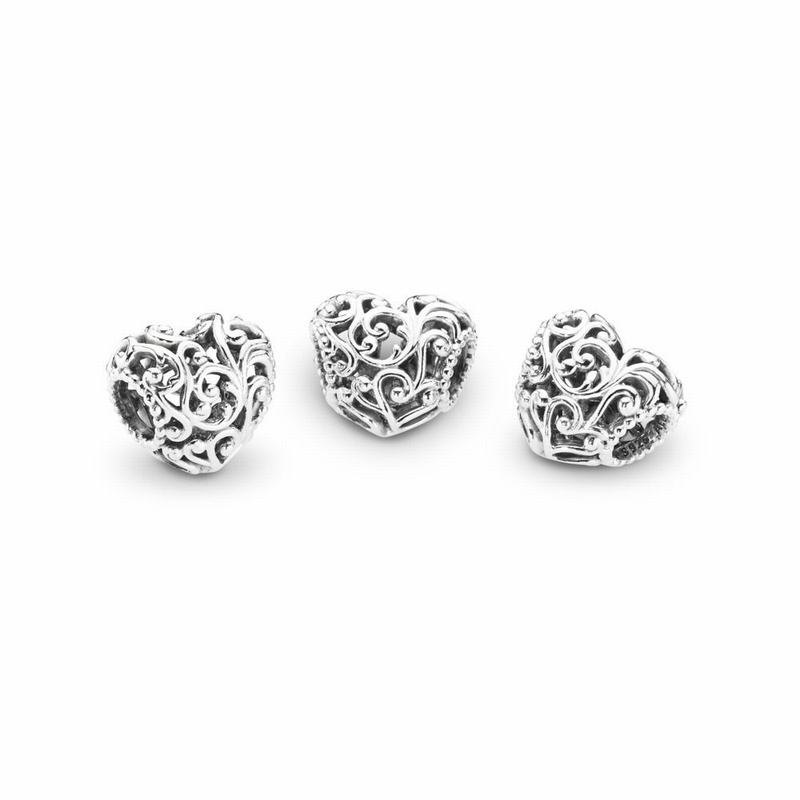 Pandora Regal Heart Charm Silver Egypt IO1527804